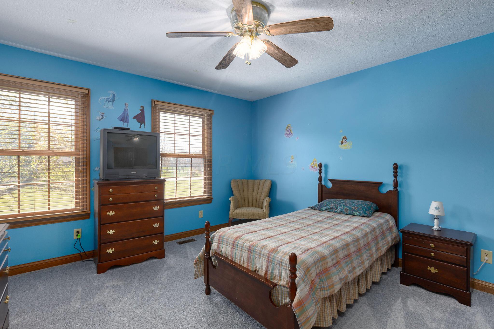 12745 Gorsuch Road Galena, OH 43021 - Photo 29 of 48 Large Bedroom