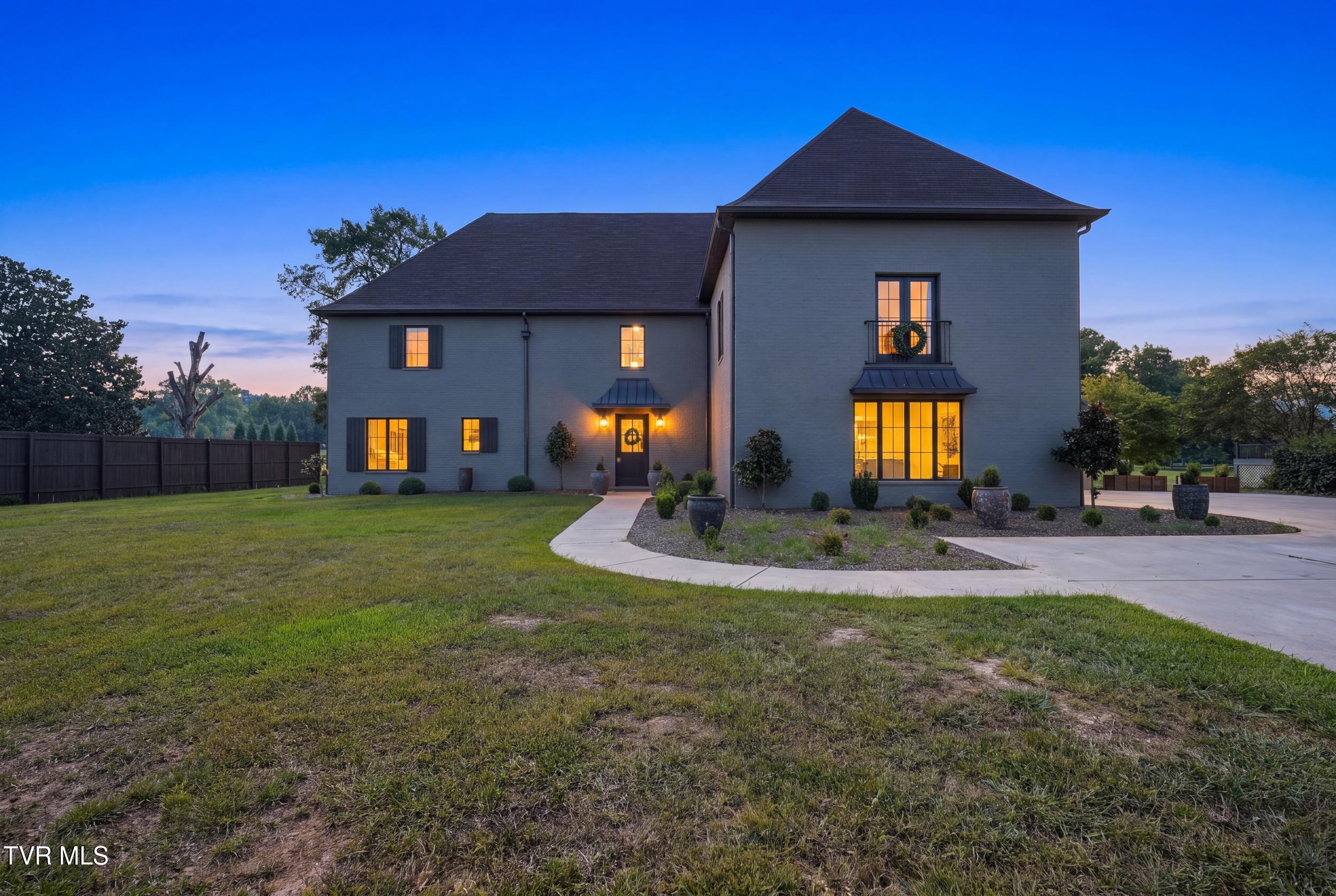 2333 Pendragon Road Kingsport, TN 37660 - Photo 69 of 71 1_dsc06883_twilight_13b000e8