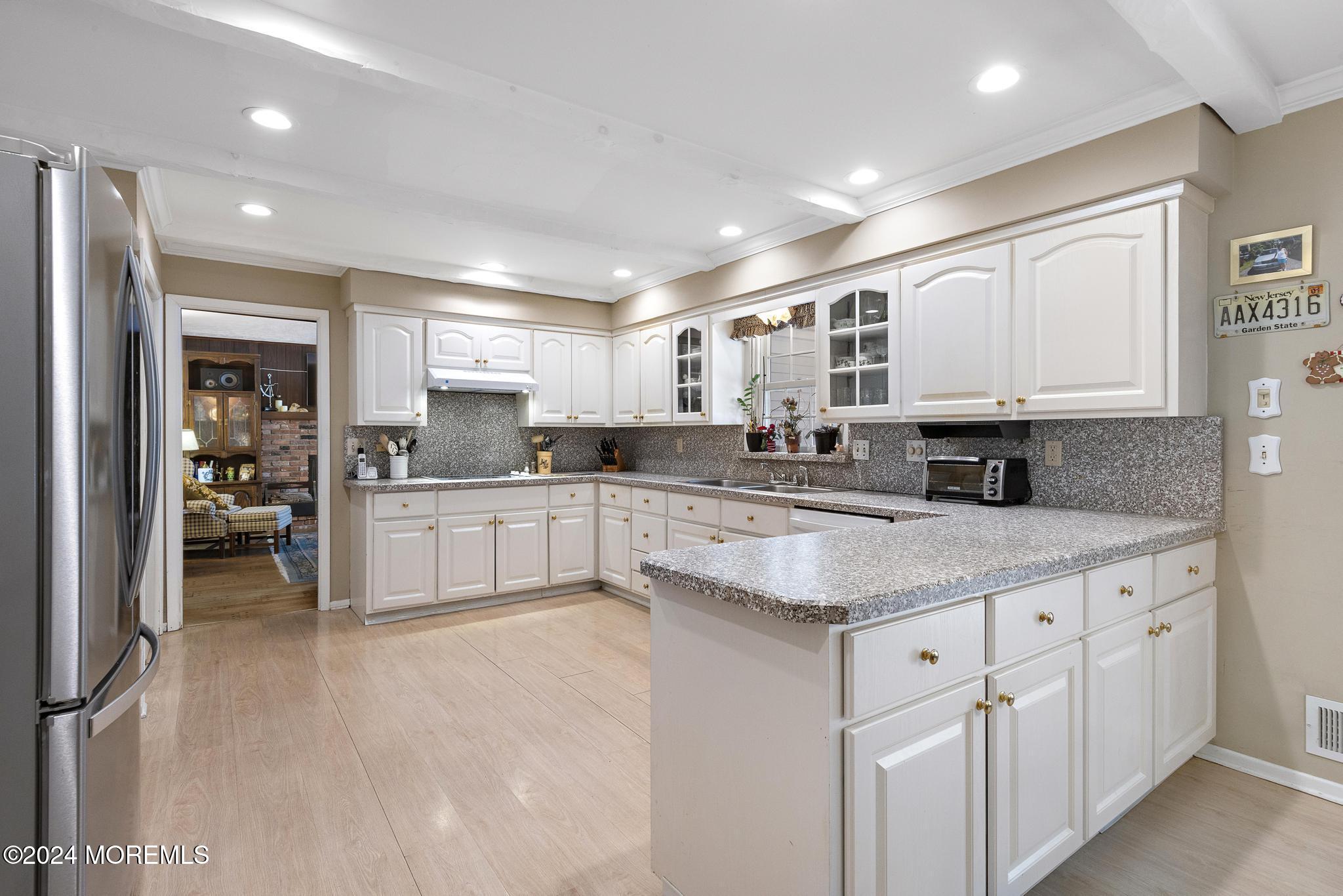 239 Borden Road Middletown, NJ 07748 - Photo 18 of 42 239 Borden Rd (28)