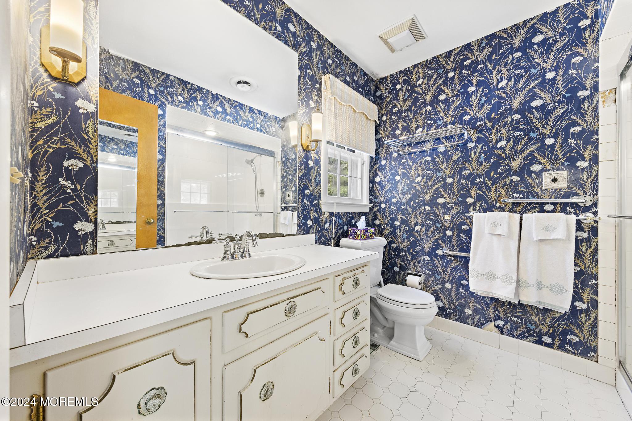 239 Borden Road Middletown, NJ 07748 - Photo 29 of 42 239 Borden Rd (38)