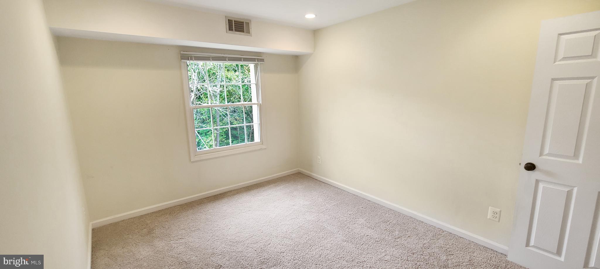 8112 Colony Point Road, Unit 232 Springfield, VA 22152 - Photo 13 of 15 Gallery Image 13