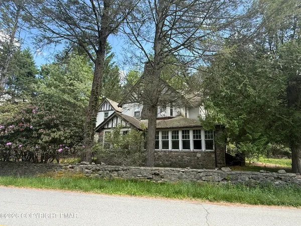 $149,000 | 33 Knox Street, Mount Pocono, PA 18344