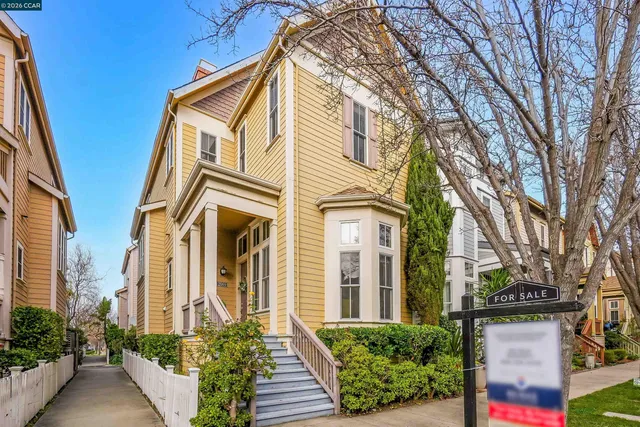 $719,000 | 2069 Lewis Street, Hercules, CA 94547