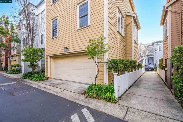 $719,000 | 2069 Lewis Street, Hercules, CA 94547