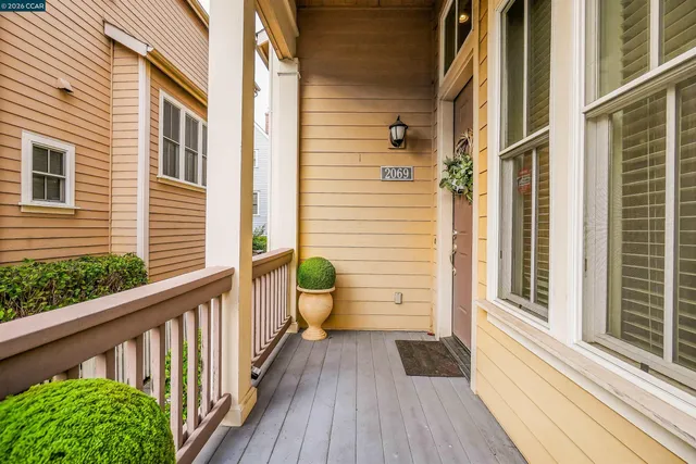 $719,000 | 2069 Lewis Street, Hercules, CA 94547