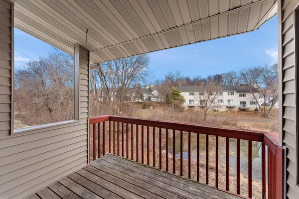 $197,000 | 6097 Courtly Alcove, Unit F, Woodbury, MN 55125