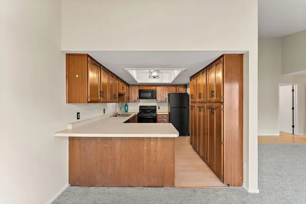 $197,000 | 6097 Courtly Alcove, Unit F, Woodbury, MN 55125