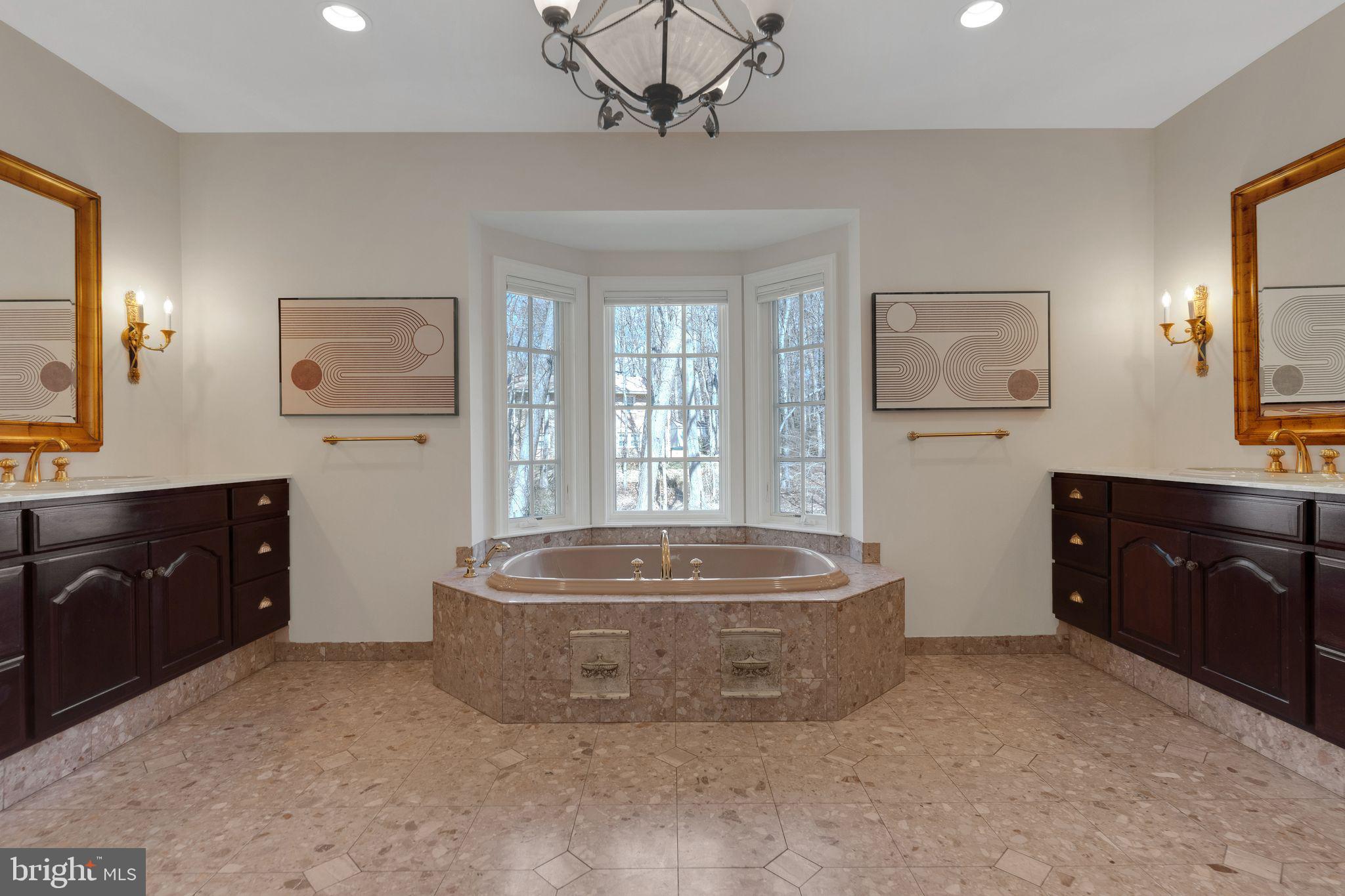10420 Adel Road Oakton, VA 22124 - Photo 25 of 57 Gallery Image 25
