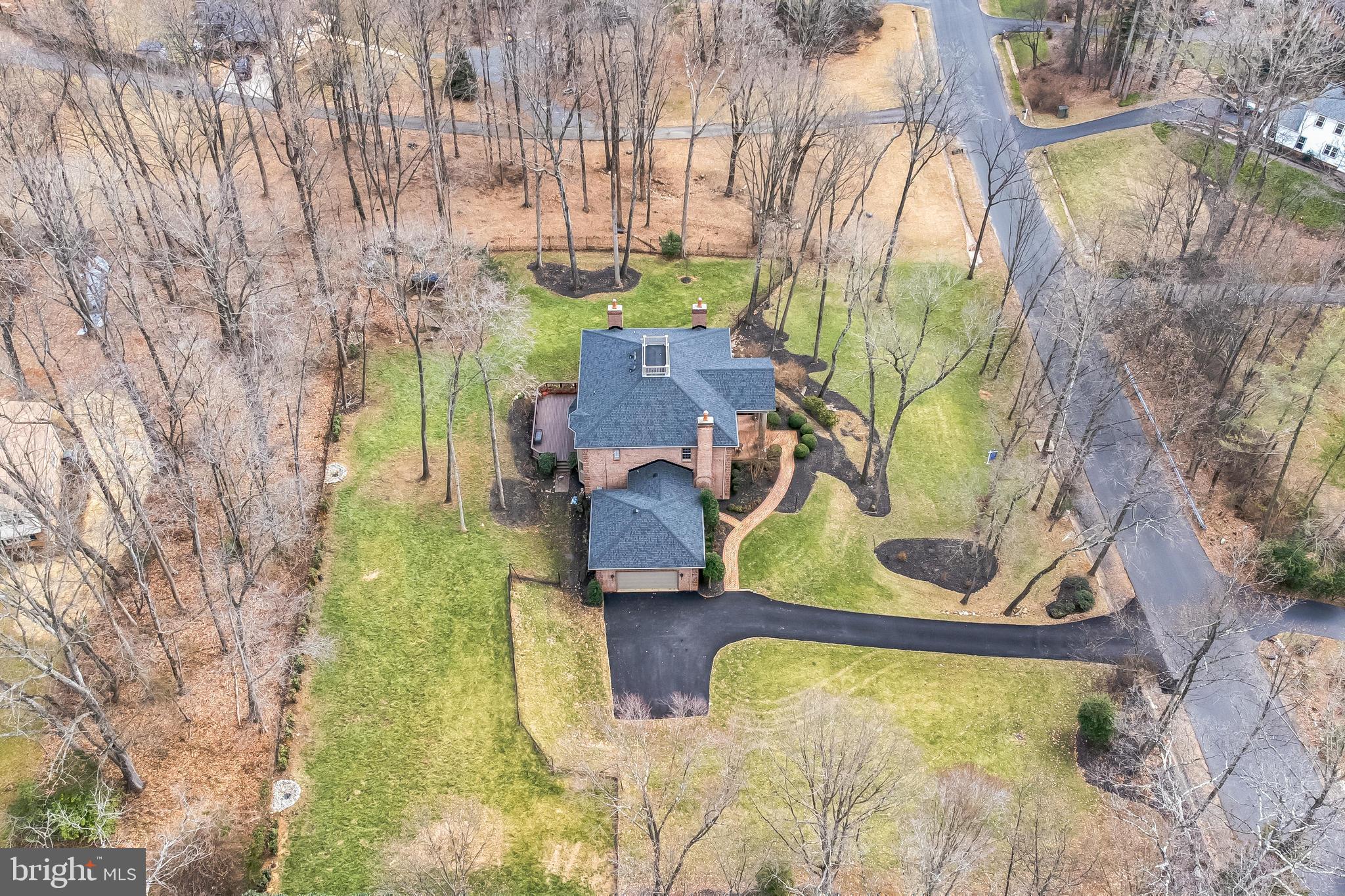 10420 Adel Road Oakton, VA 22124 - Photo 46 of 57 Gallery Image 46