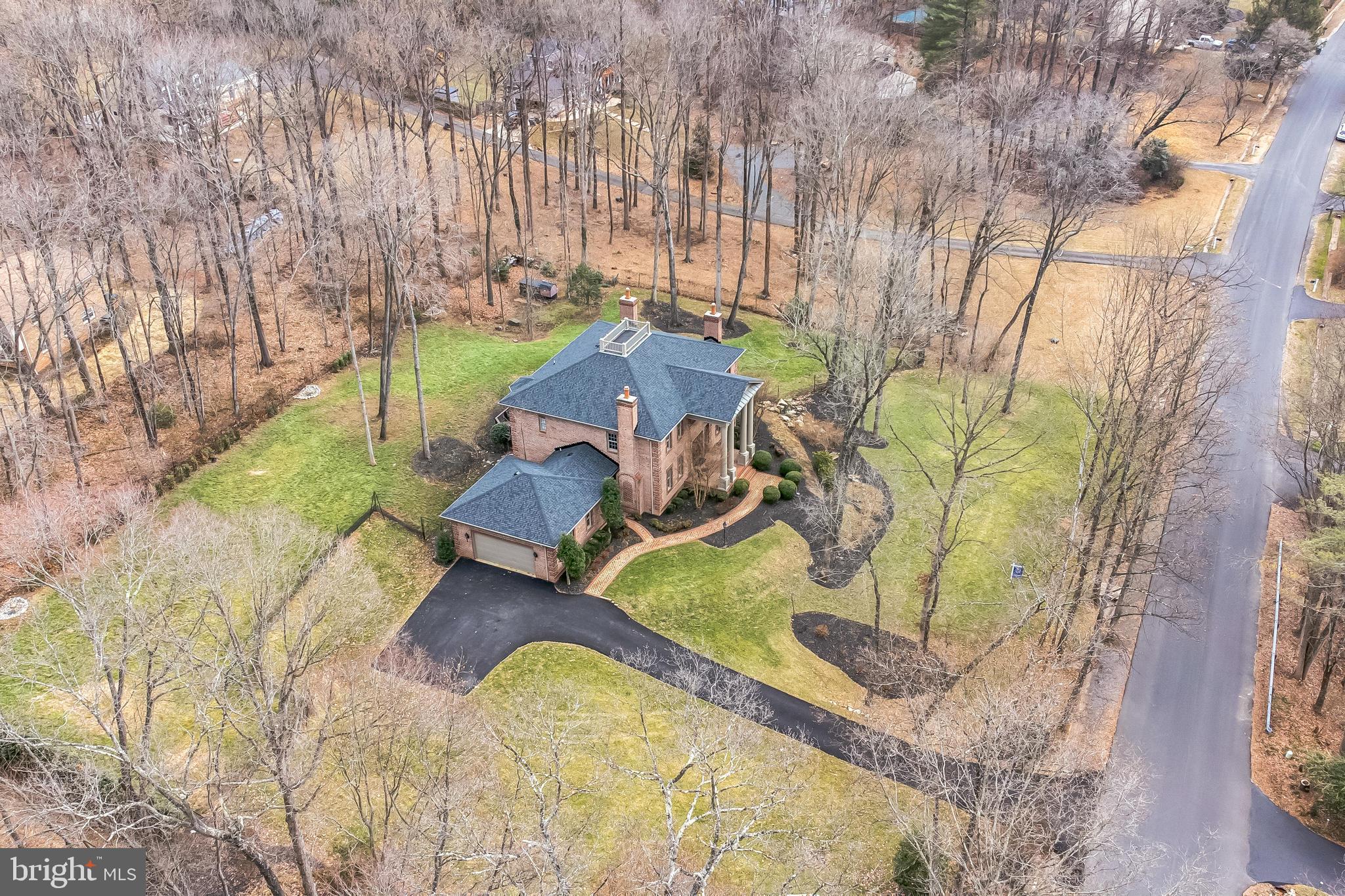 10420 Adel Road Oakton, VA 22124 - Photo 47 of 57 Gallery Image 47