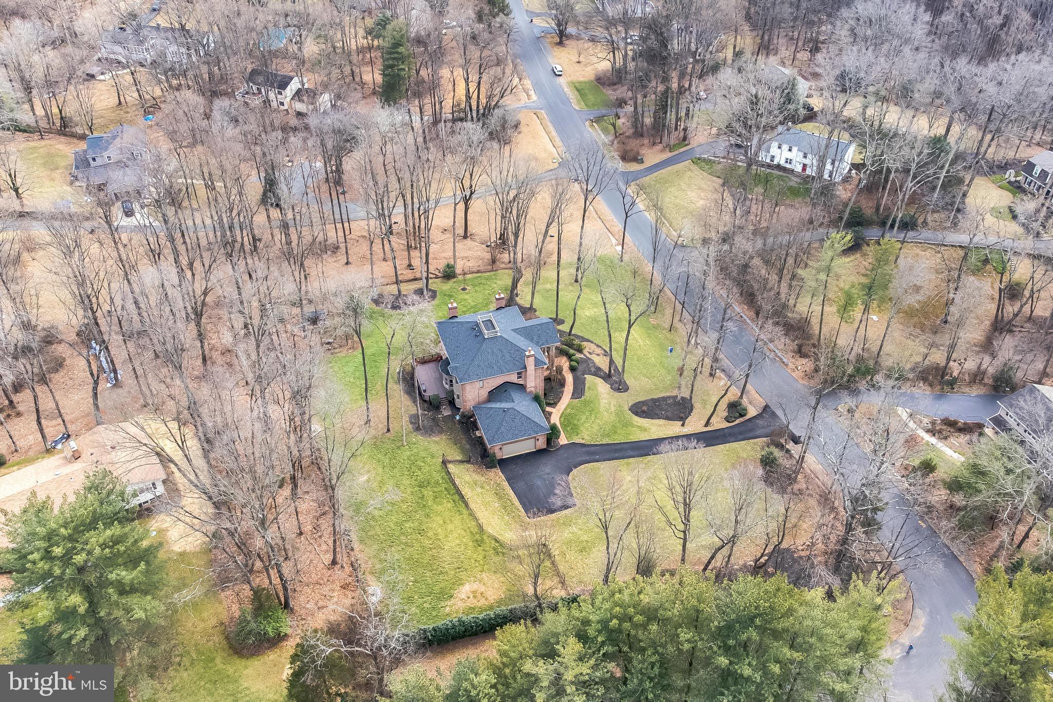10420 Adel Road Oakton, VA 22124 - Photo 49 of 57 Gallery Image 49
