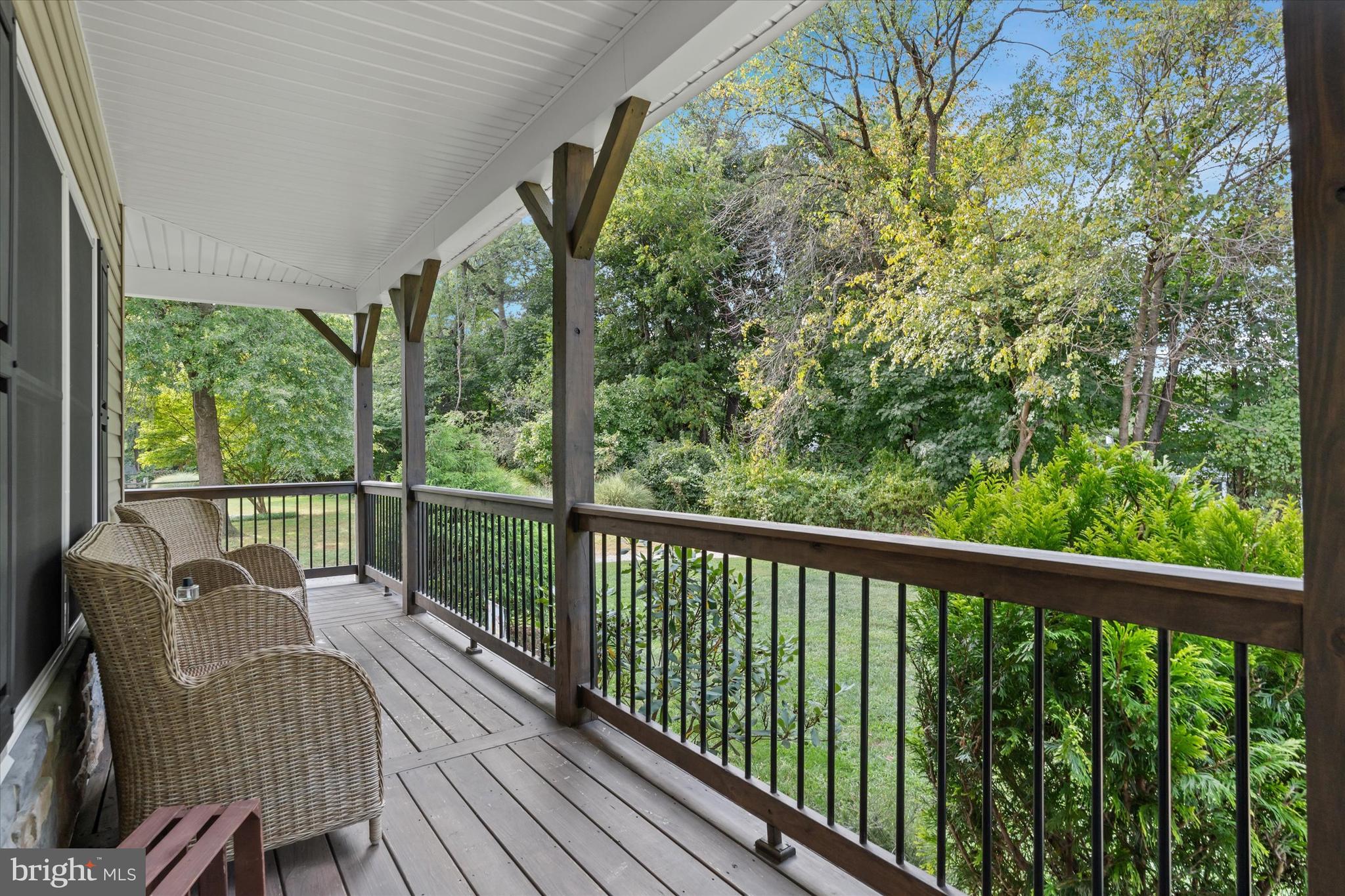 64 Richards Lane Newark, DE 19711 - Photo 3 of 68 Covered Front Porch #2