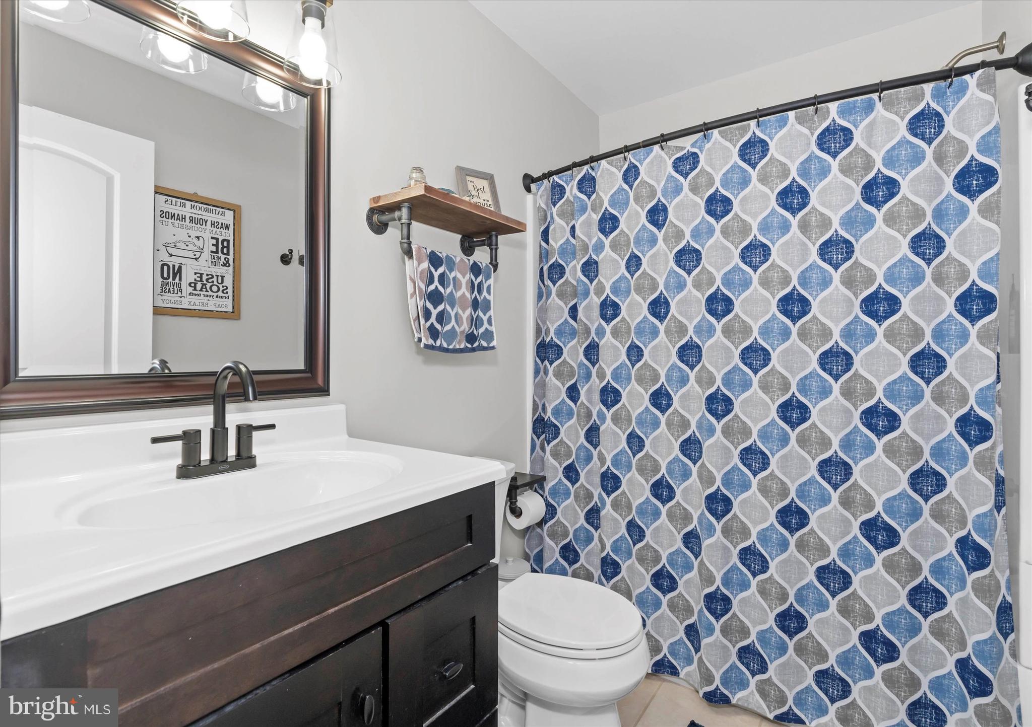 64 Richards Lane Newark, DE 19711 - Photo 37 of 68 4th Br Full Bathroom