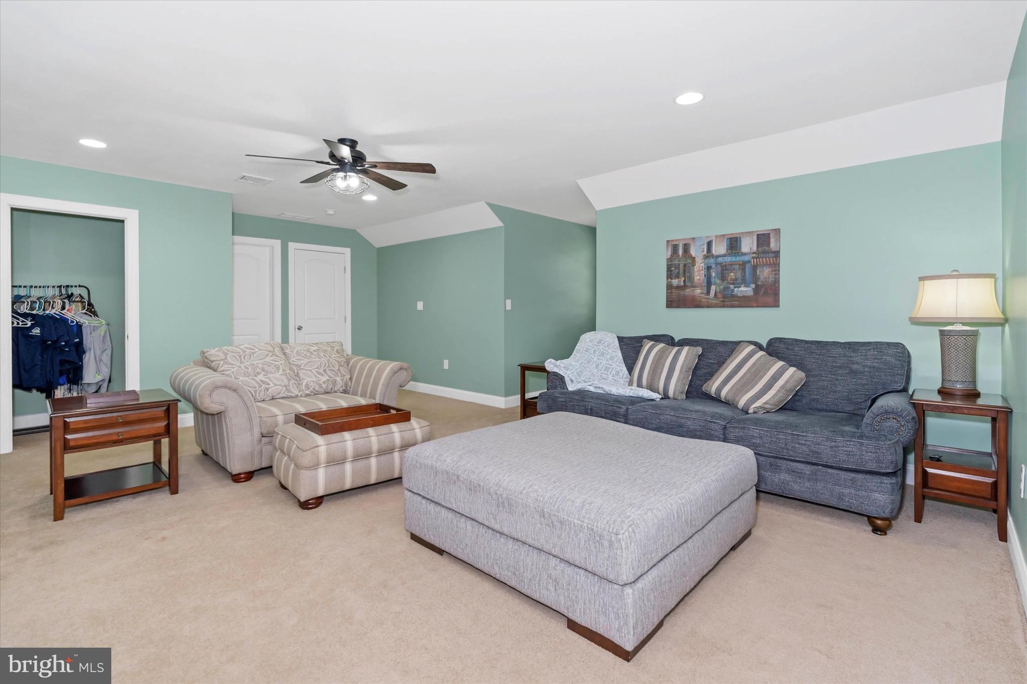 64 Richards Lane Newark, DE 19711 - Photo 38 of 68 2nd Flr 4th Br (facing door/closet/bathroom)