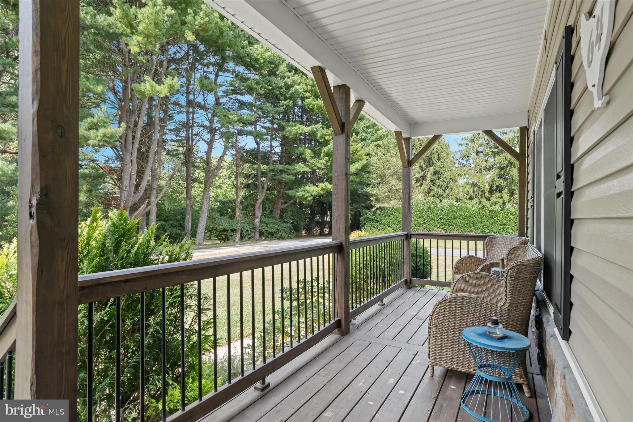 64 Richards Lane Newark, DE 19711 - Photo 4 of 68 Covered Front Porch #3