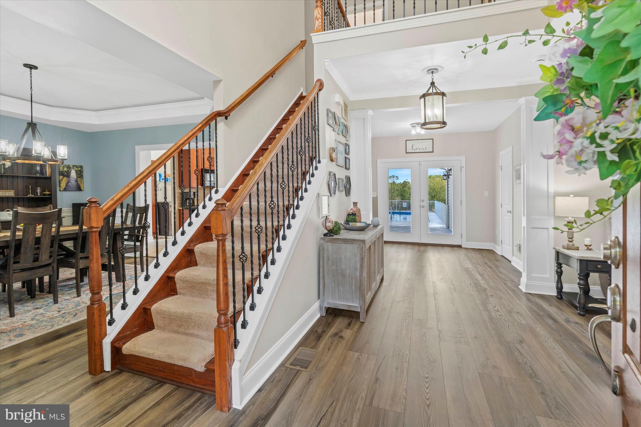 64 Richards Lane Newark, DE 19711 - Photo 7 of 68 2-Story Foyer