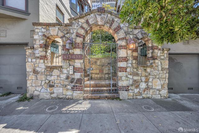 a view of a entryway