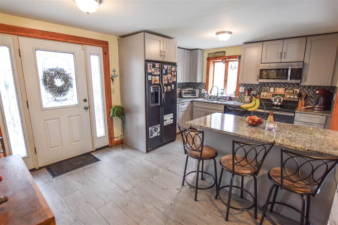 66 Watson Road Dover, NH 03820 - Photo 5 of 39