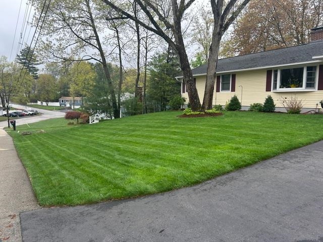 9 Rugby Road Nashua, NH 03063 - Photo 3 of 50 Gallery Image 3