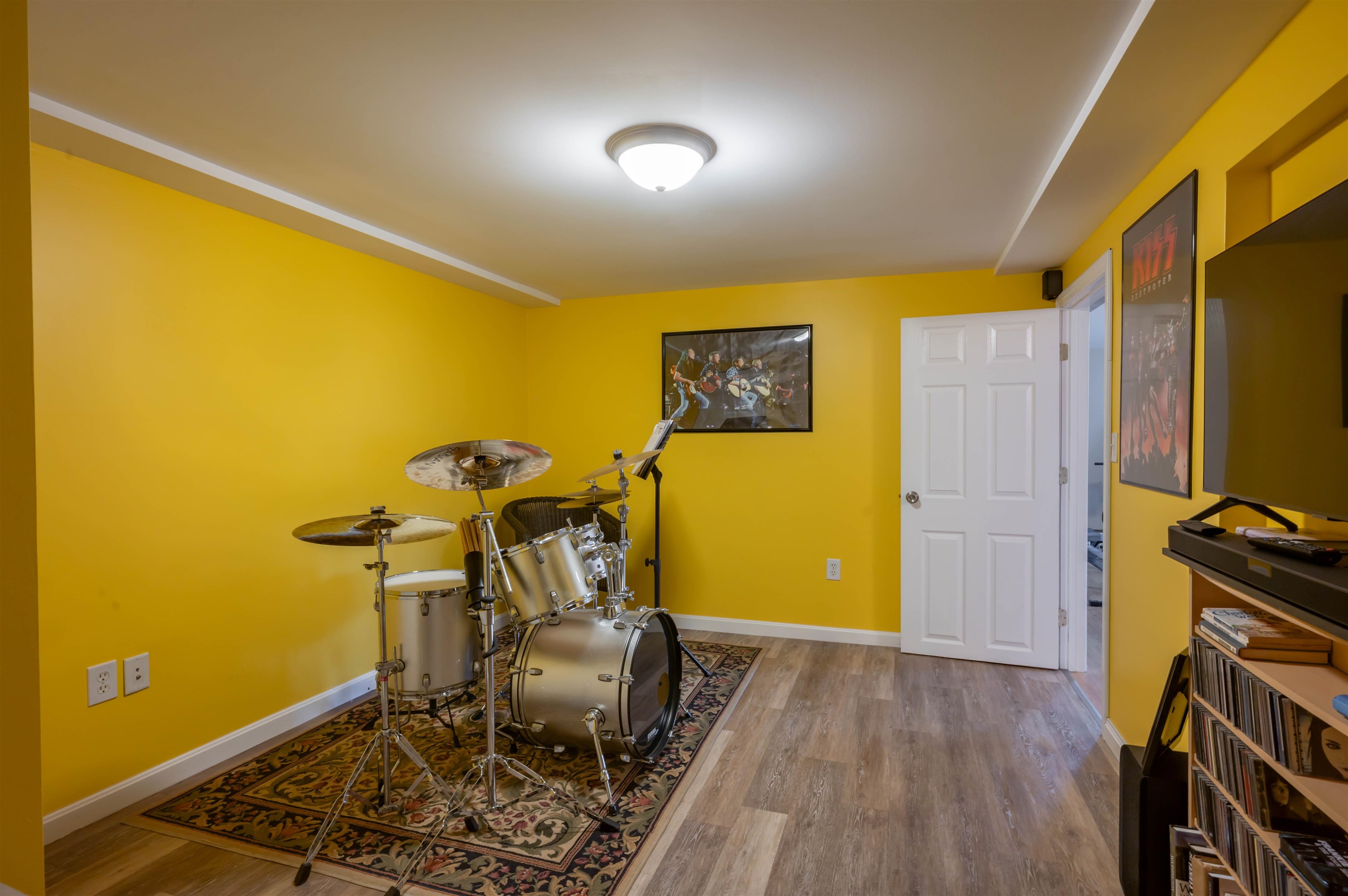 9 Rugby Road Nashua, NH 03063 - Photo 35 of 50 Gallery Image 35