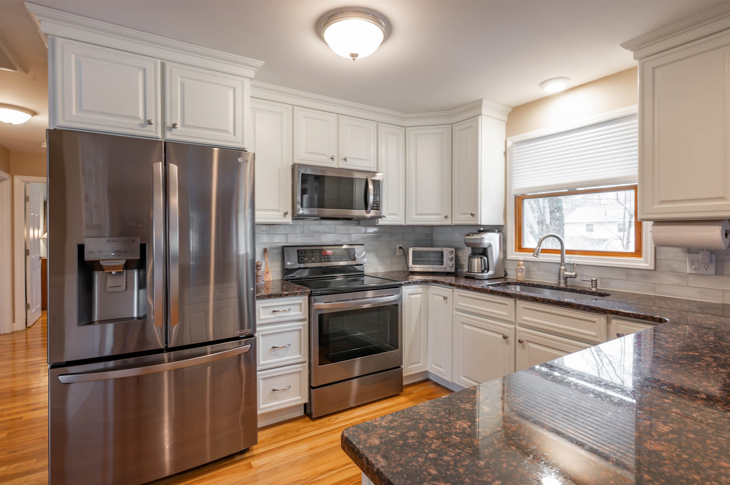 9 Rugby Road Nashua, NH 03063 - Photo 9 of 50 Gallery Image 9
