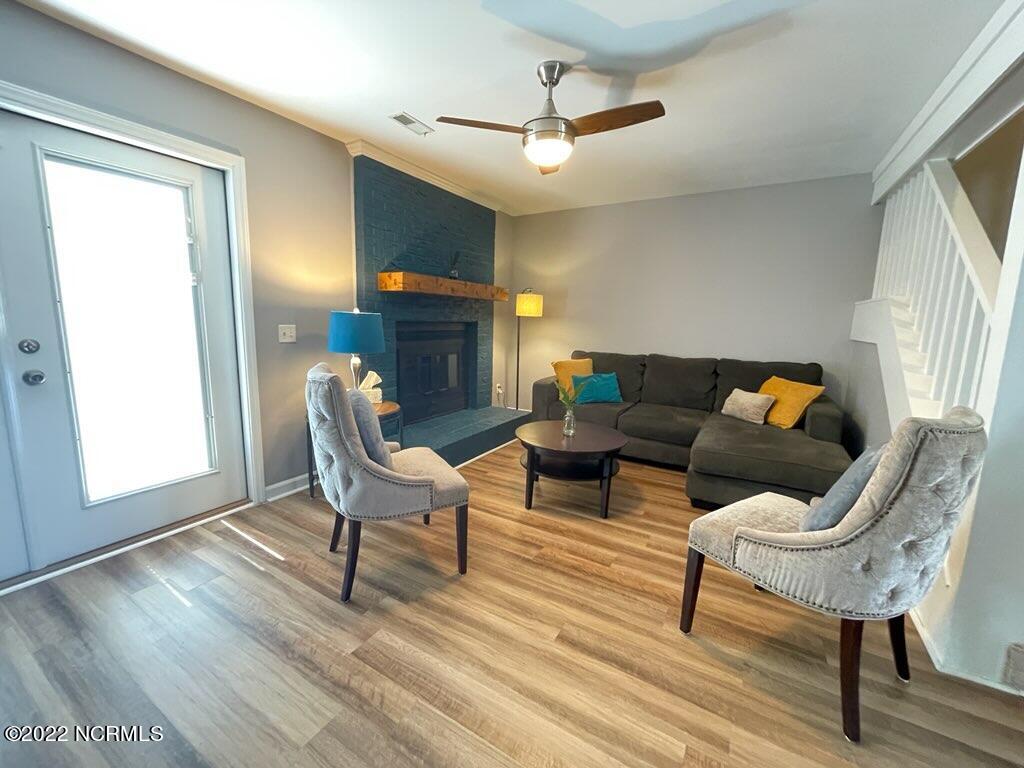 1874 Quail Ridge Road, Unit C Greenville, NC 27858 - Photo 5 of 25 IMG_1642