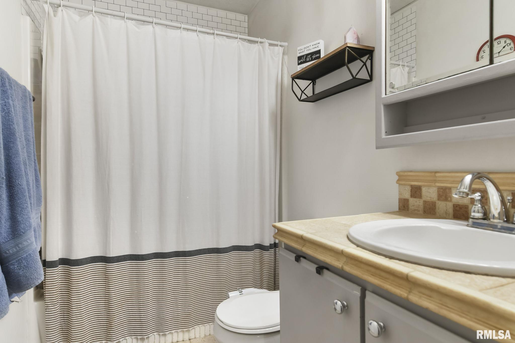 1612 Brenda Court Springfield, IL 62702 - Photo 15 of 25