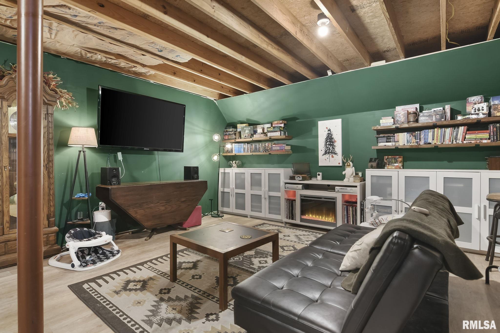 1612 Brenda Court Springfield, IL 62702 - Photo 19 of 25