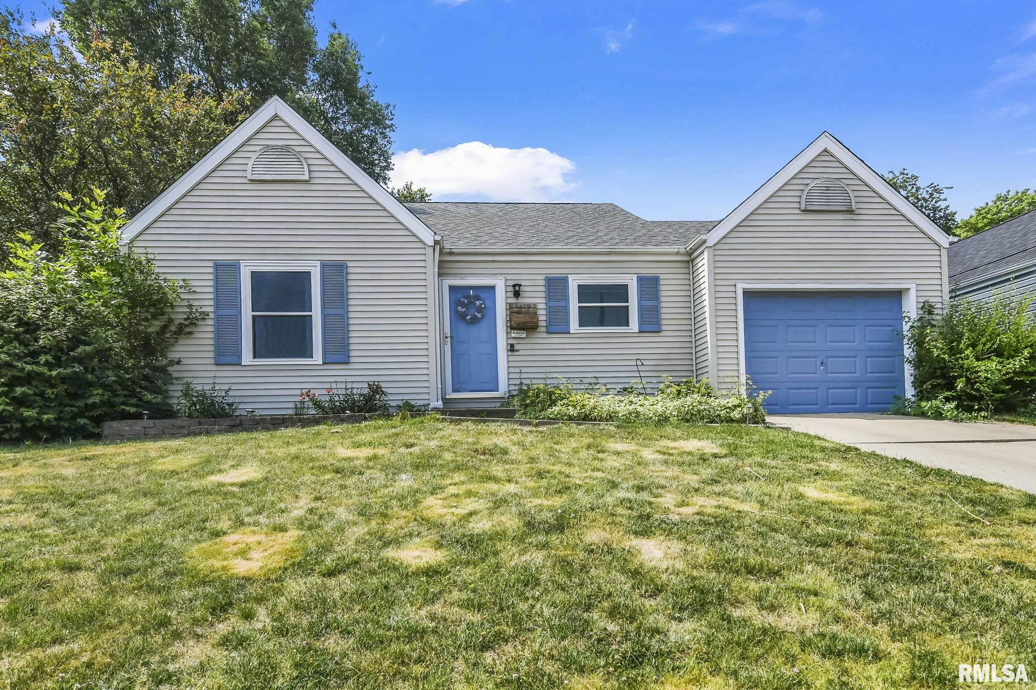 1612 Brenda Court Springfield, IL 62702 - Photo 2 of 25