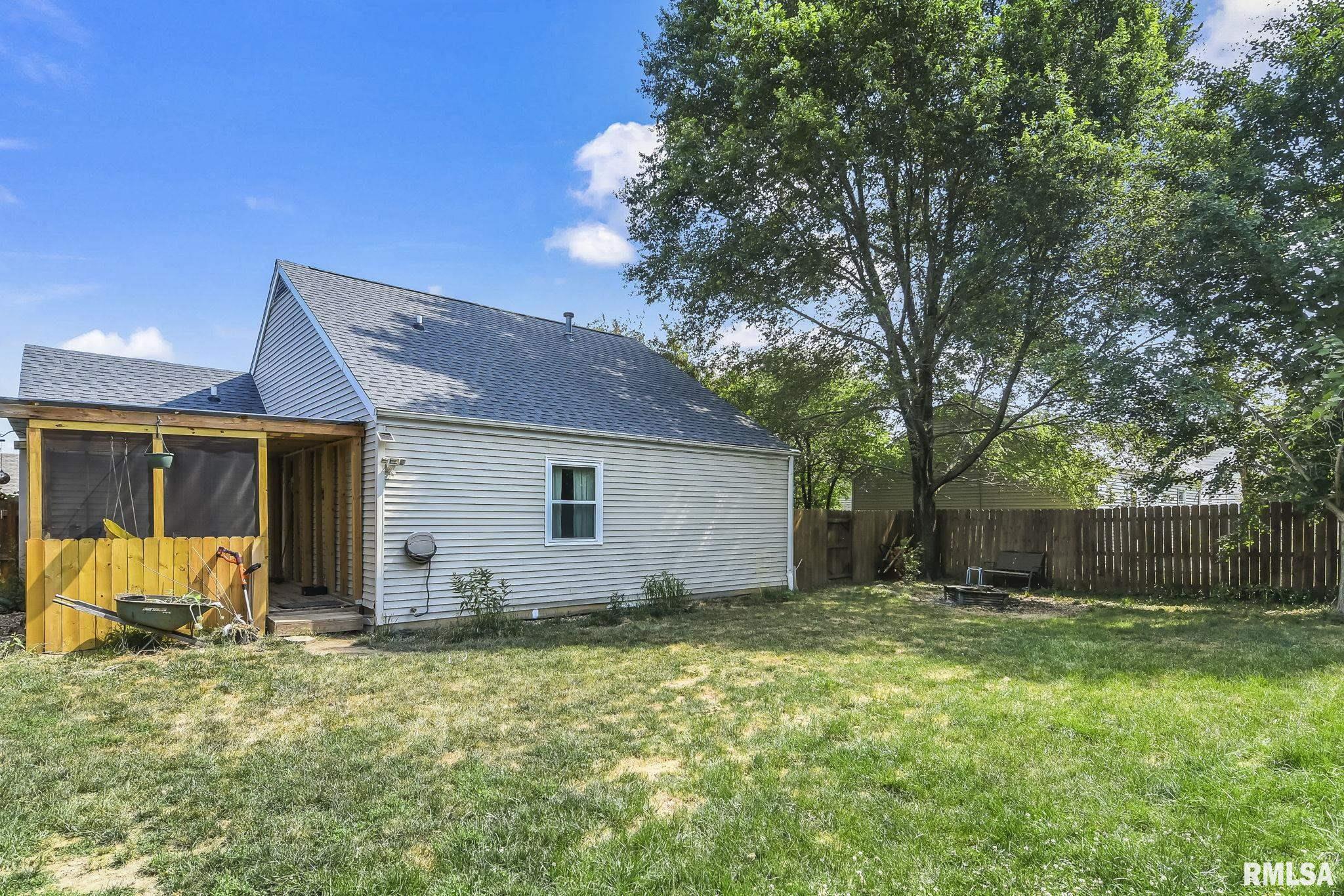 1612 Brenda Court Springfield, IL 62702 - Photo 24 of 25