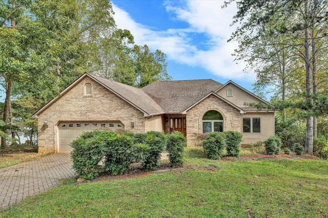 $950,000 | 130 Travers Circle, Moneta, VA 24121