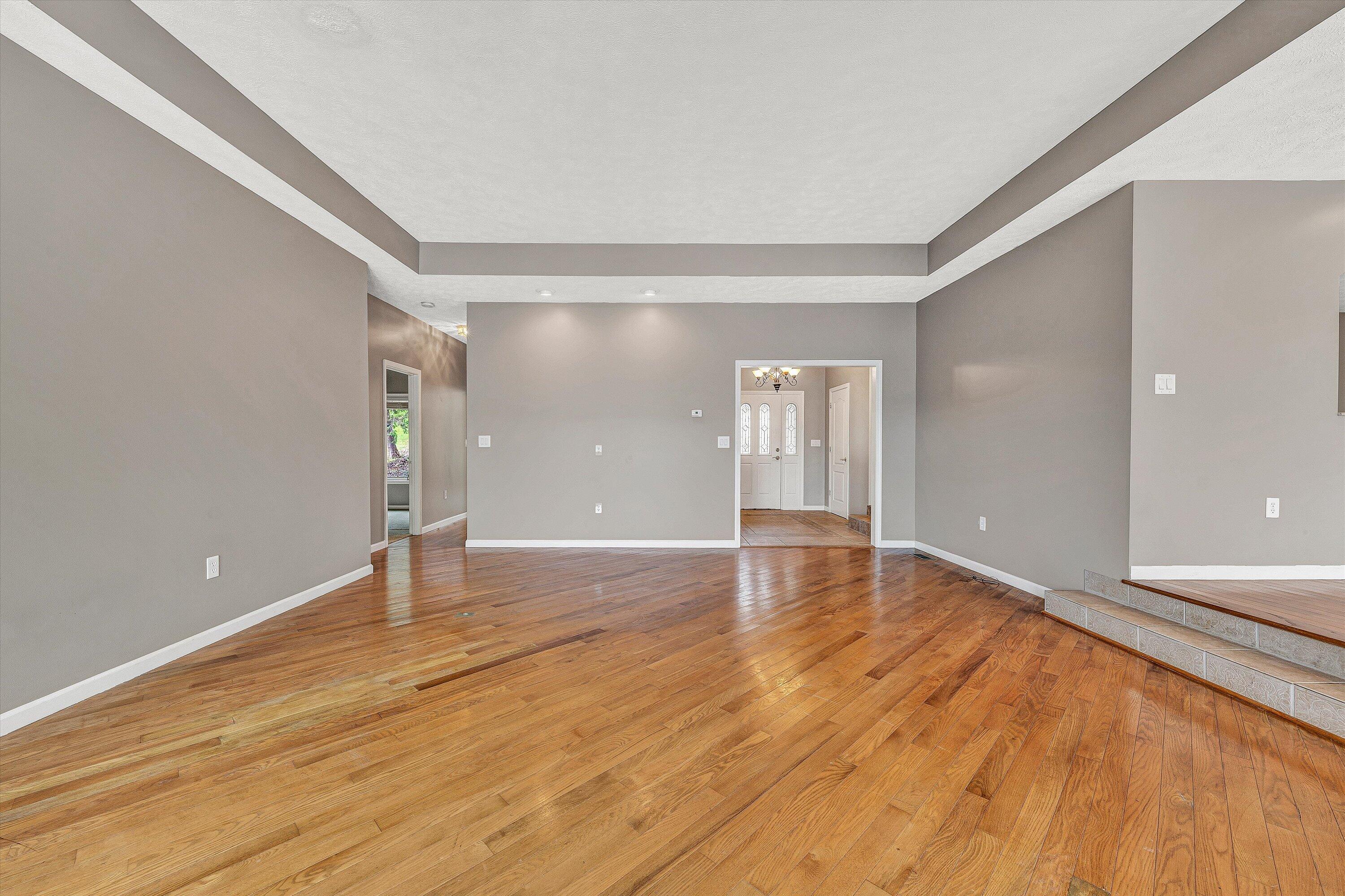 130 Travers Circle Moneta, VA 24121 - Photo 11 of 72 11-DSC00049