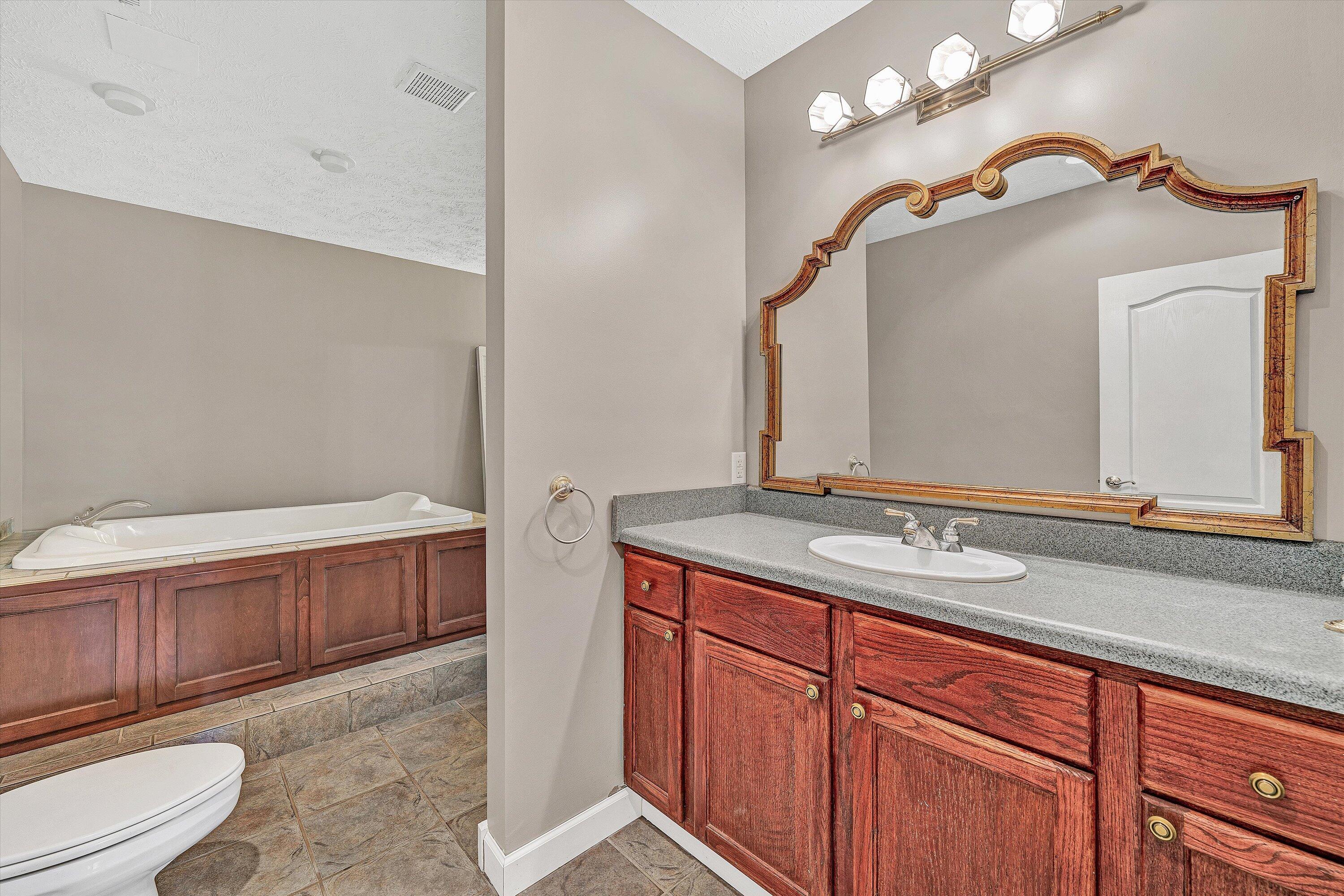 130 Travers Circle Moneta, VA 24121 - Photo 45 of 72 45-DSC00154