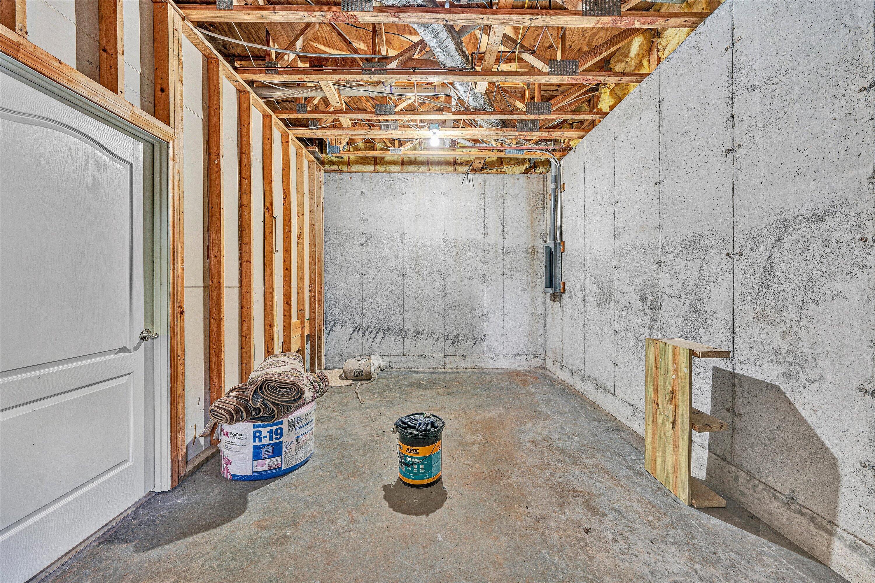 130 Travers Circle Moneta, VA 24121 - Photo 48 of 72 48-DSC00163