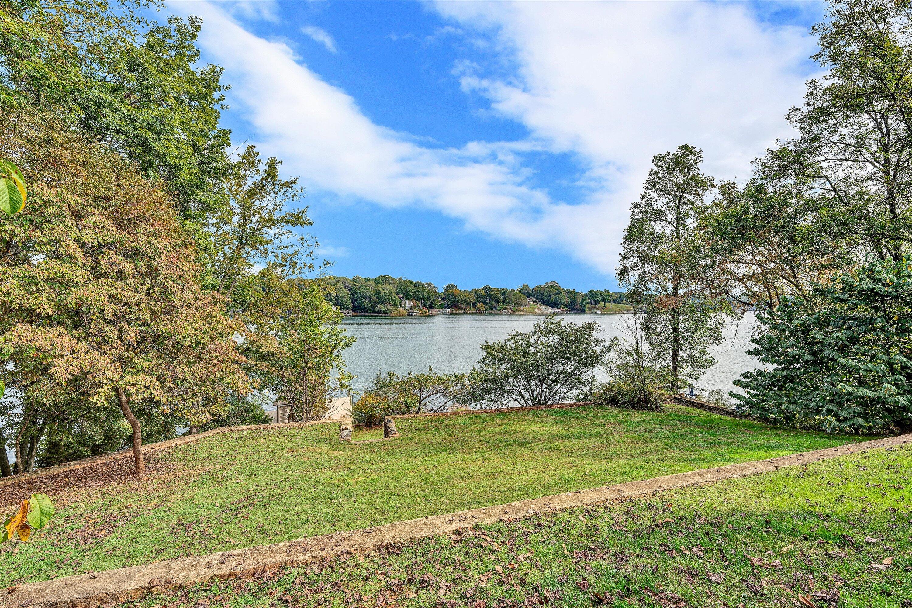 130 Travers Circle Moneta, VA 24121 - Photo 55 of 72 55-DSC00184