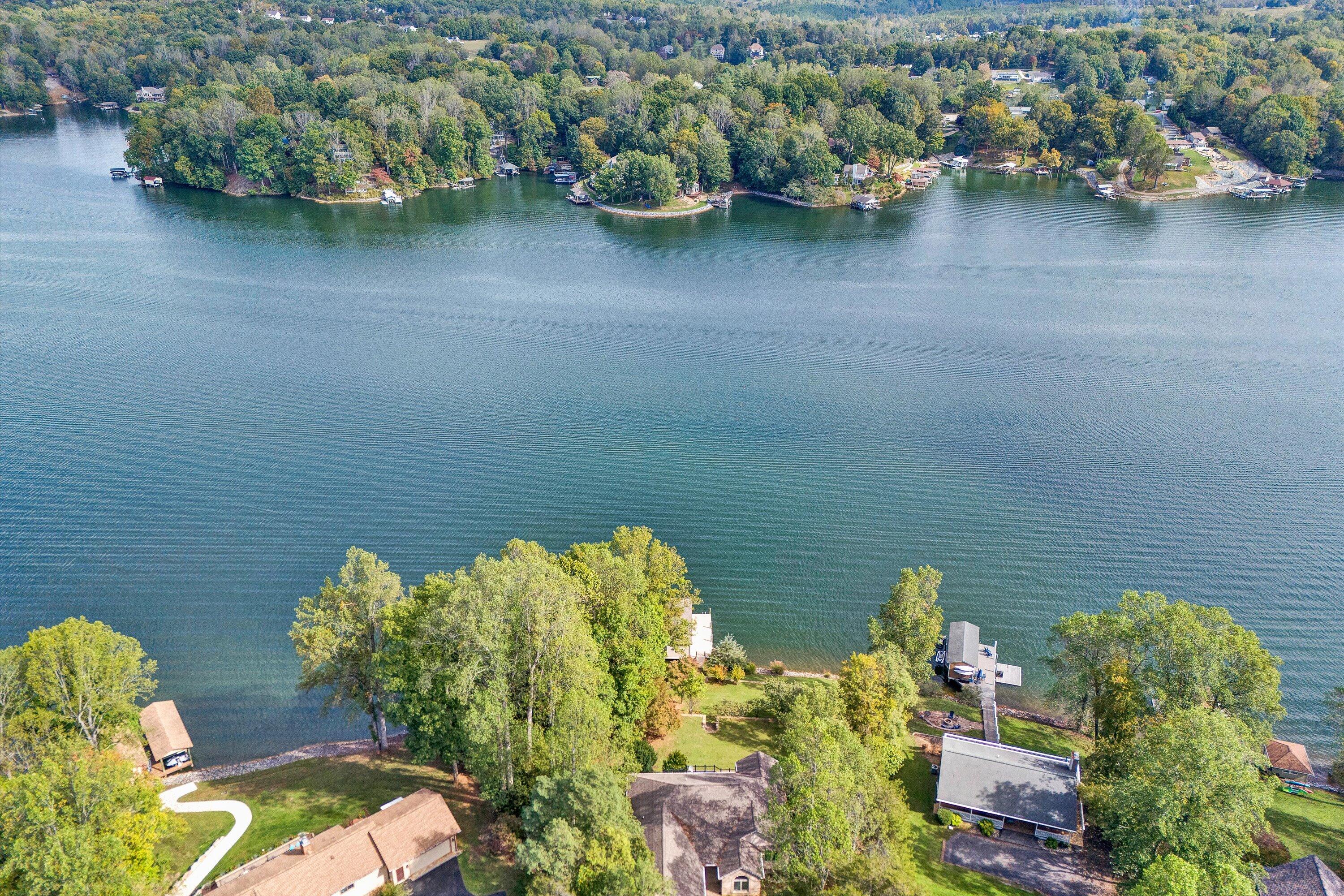 130 Travers Circle Moneta, VA 24121 - Photo 66 of 72 66-DJI_20251007114135_0016