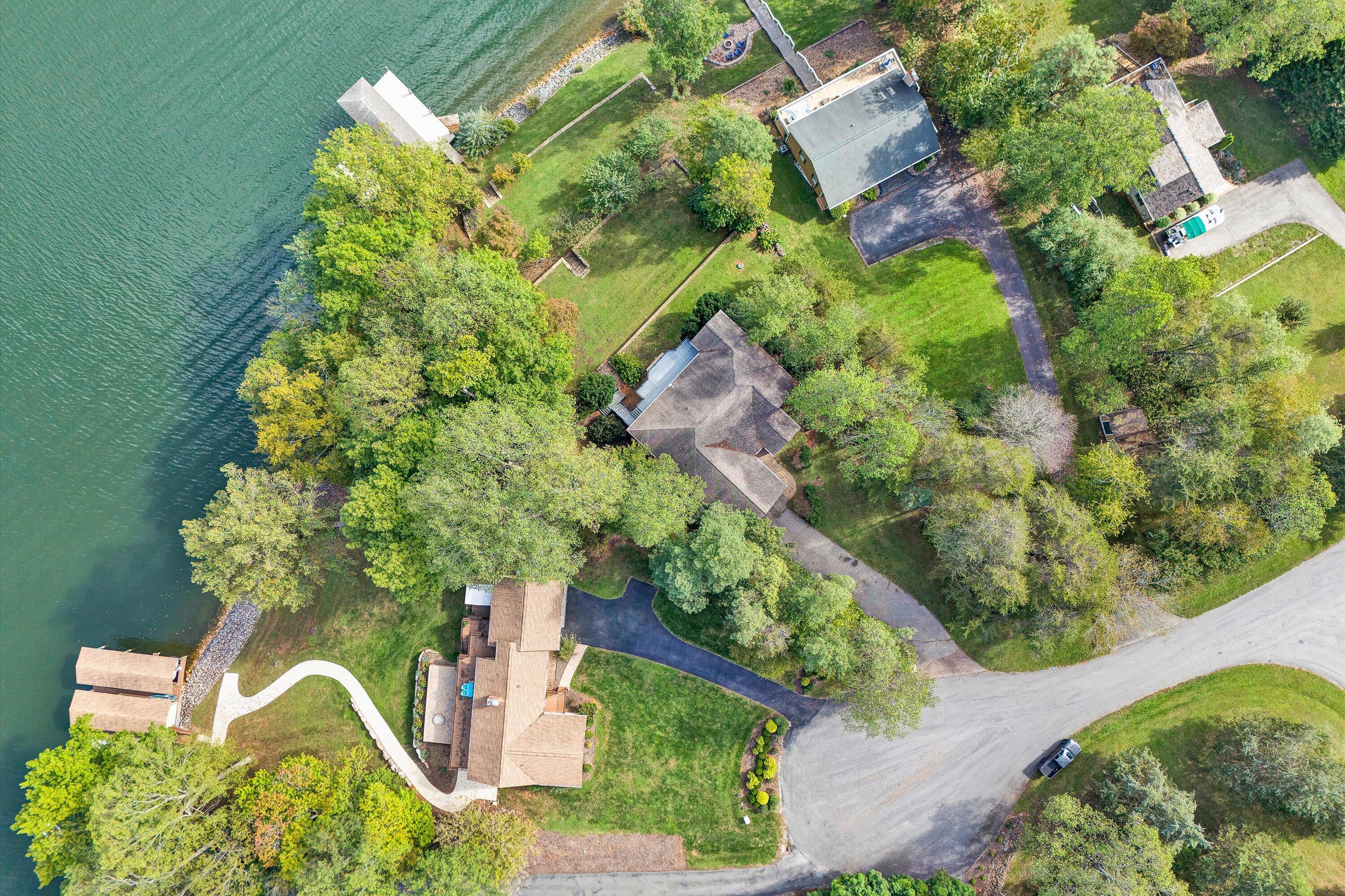 130 Travers Circle Moneta, VA 24121 - Photo 68 of 72 68-DJI_20251007114206_0022