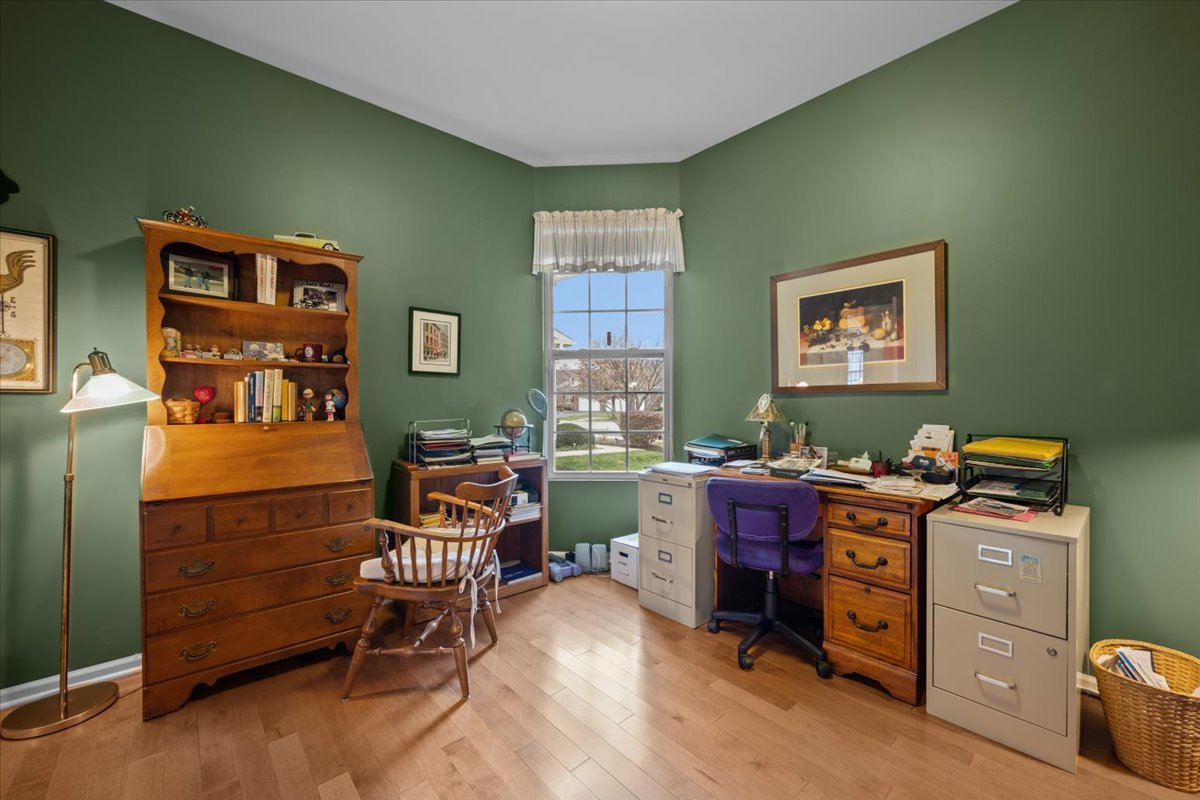 2866 Bond Circle Naperville, IL 60563 - Photo 17 of 28 a view of a workspace with furniture