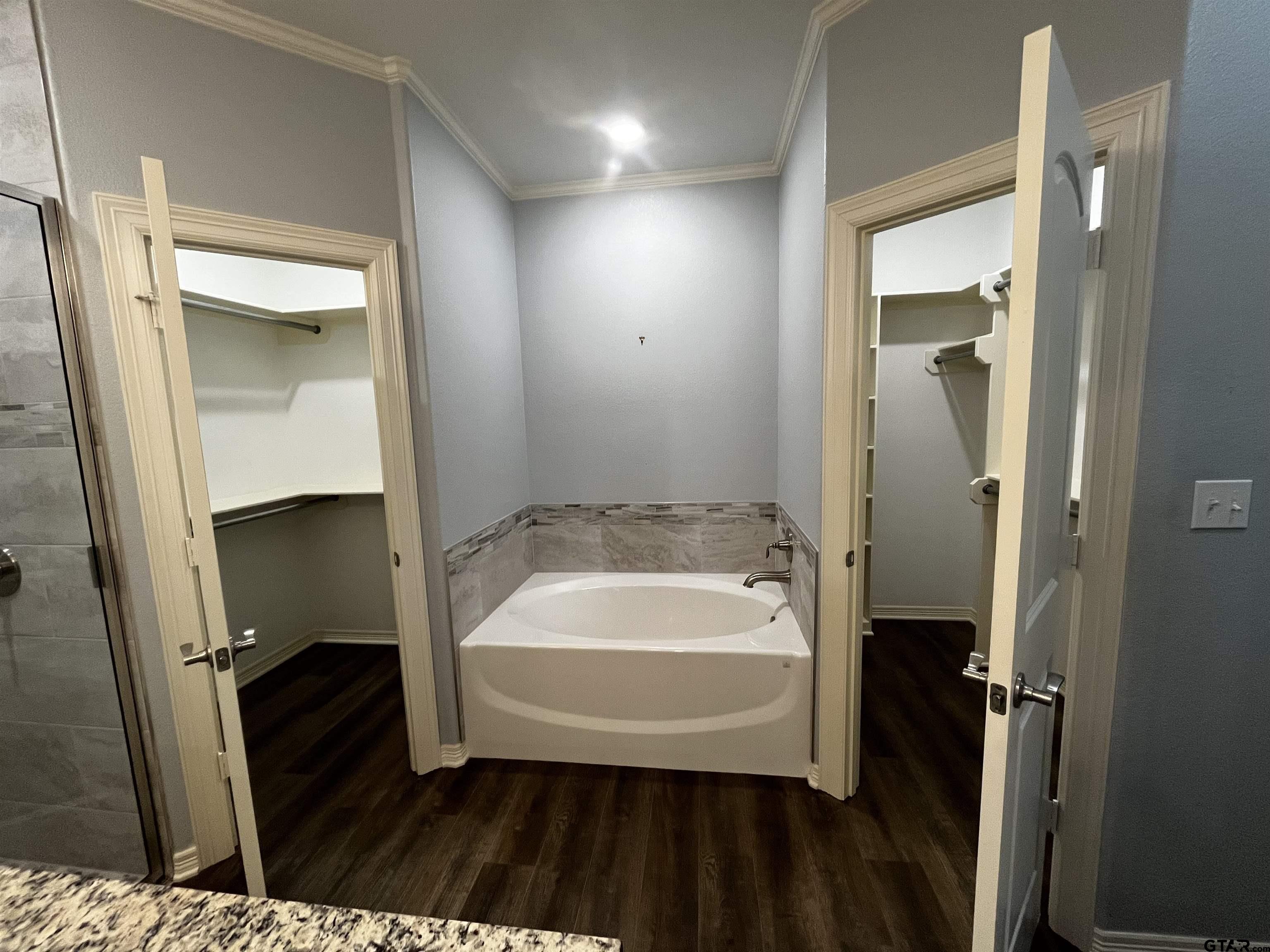 136 Letha Court Tyler, TX 75702 - Photo 15 of 34 a bathroom with a sink and a mirror