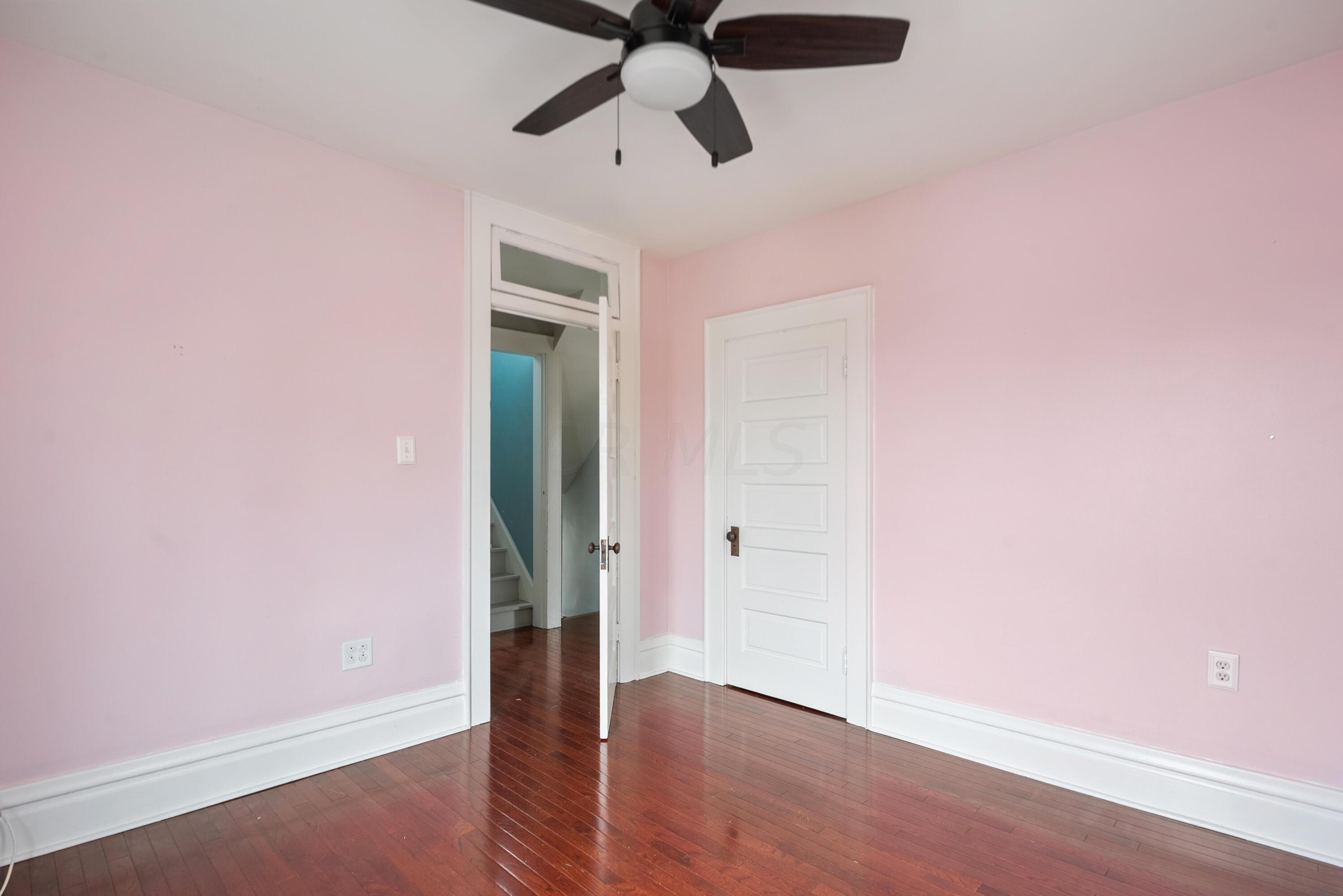 53 Crestview Road Columbus, OH 43202 - Photo 24 of 45 022
