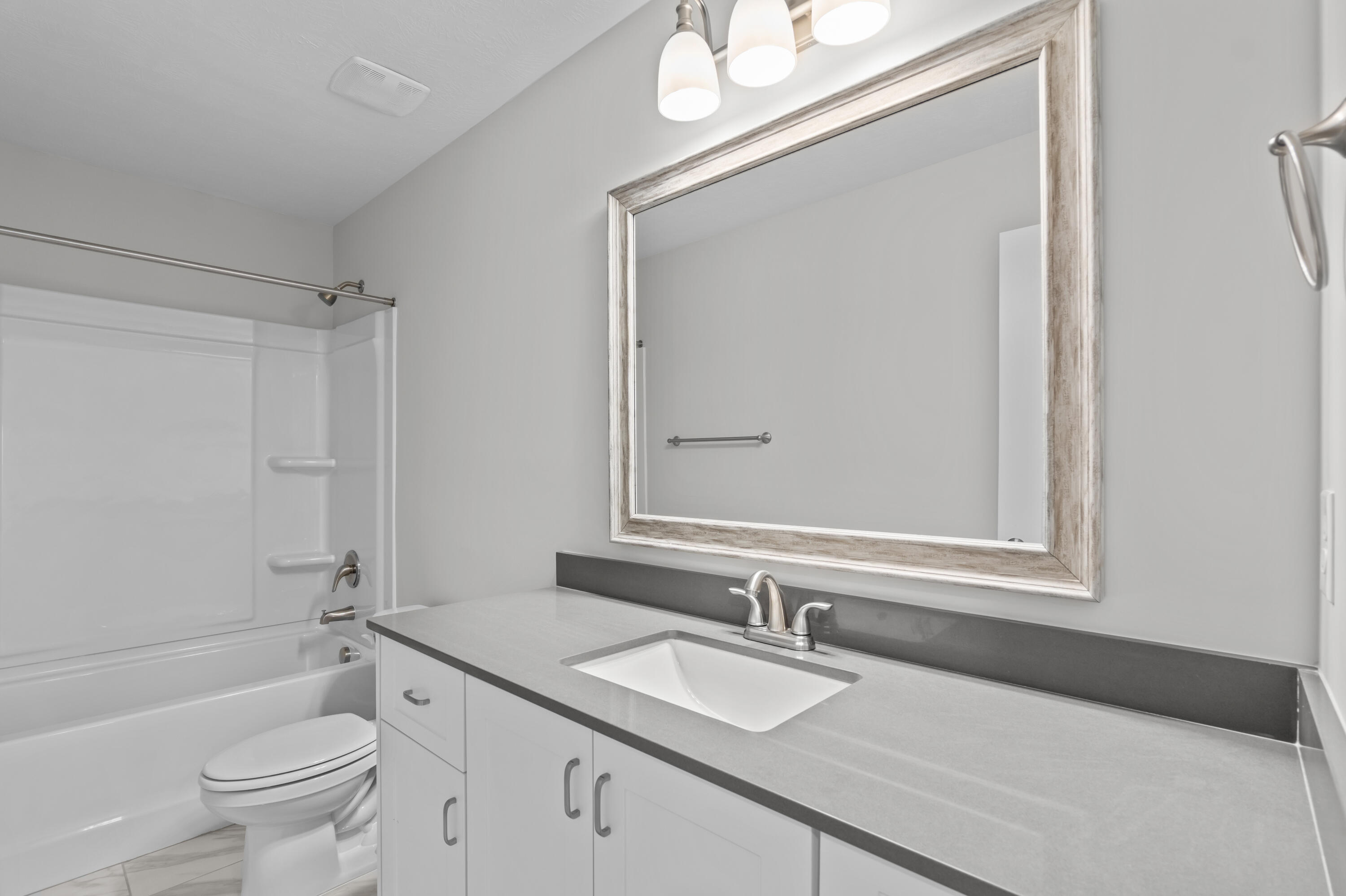 688 Ronaldsay Road Grovetown, GA 30813 - Photo 10 of 45 Guest Bathroom Upper Level
