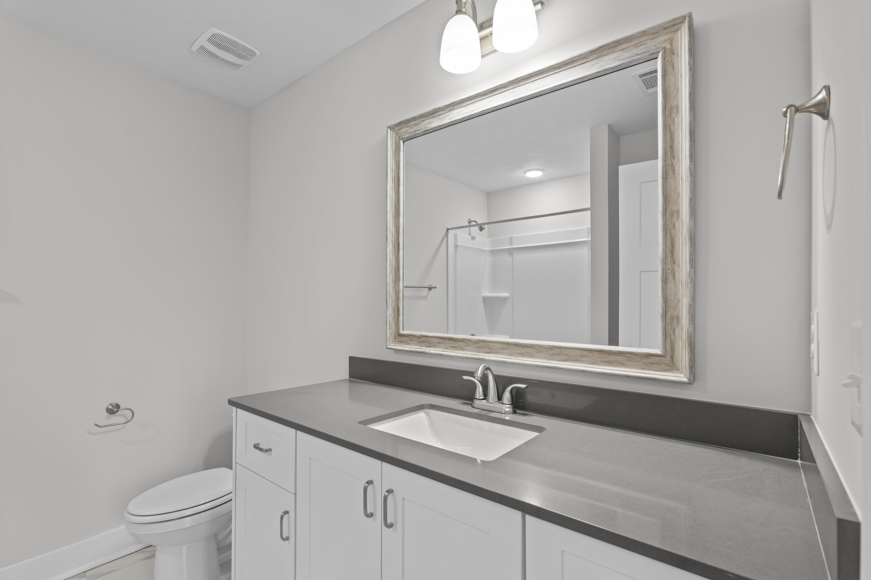 688 Ronaldsay Road Grovetown, GA 30813 - Photo 11 of 45 Bedroom 4 Ensuite Bath