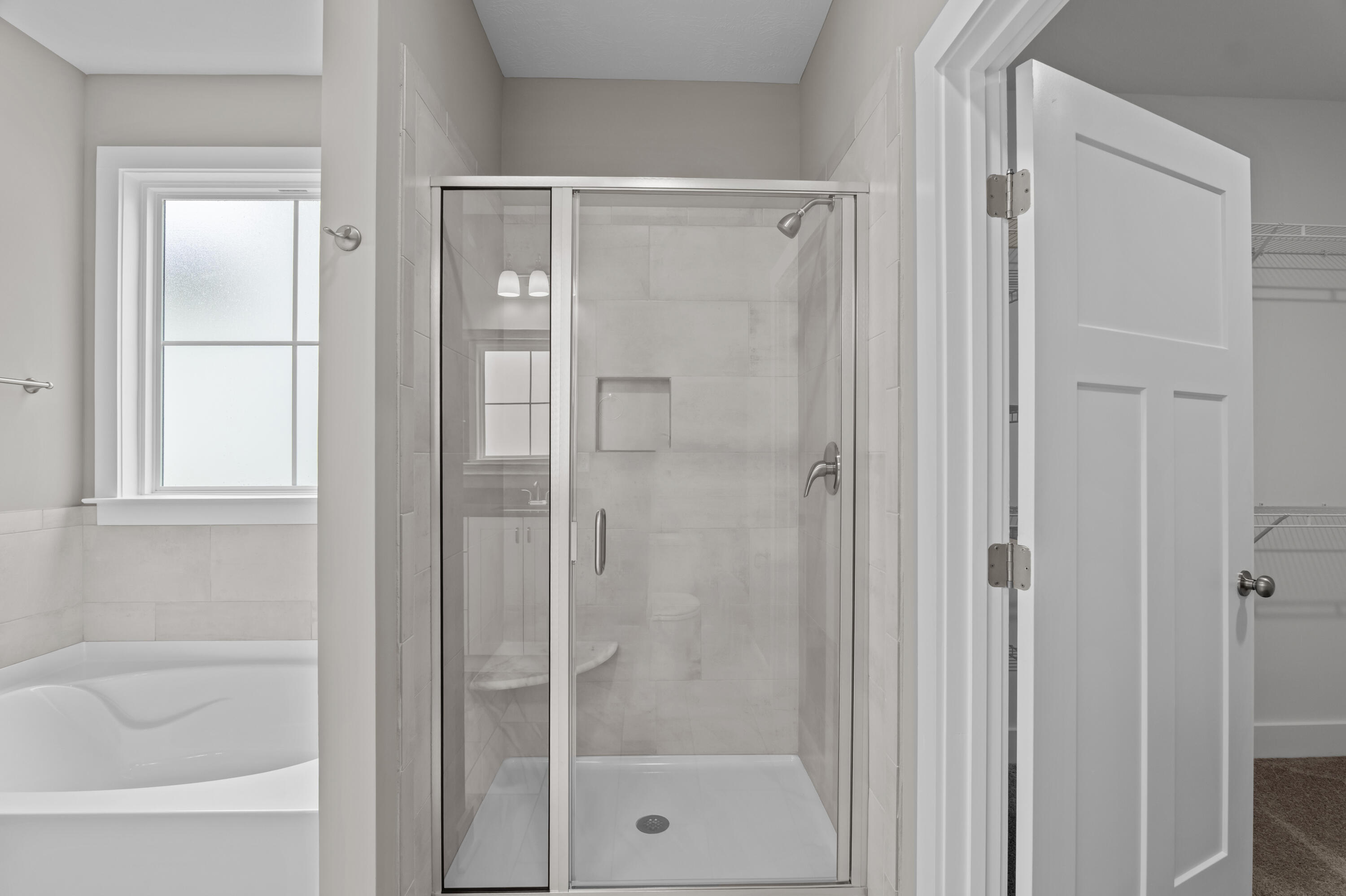 688 Ronaldsay Road Grovetown, GA 30813 - Photo 3 of 45 Soaker Tub & Shower