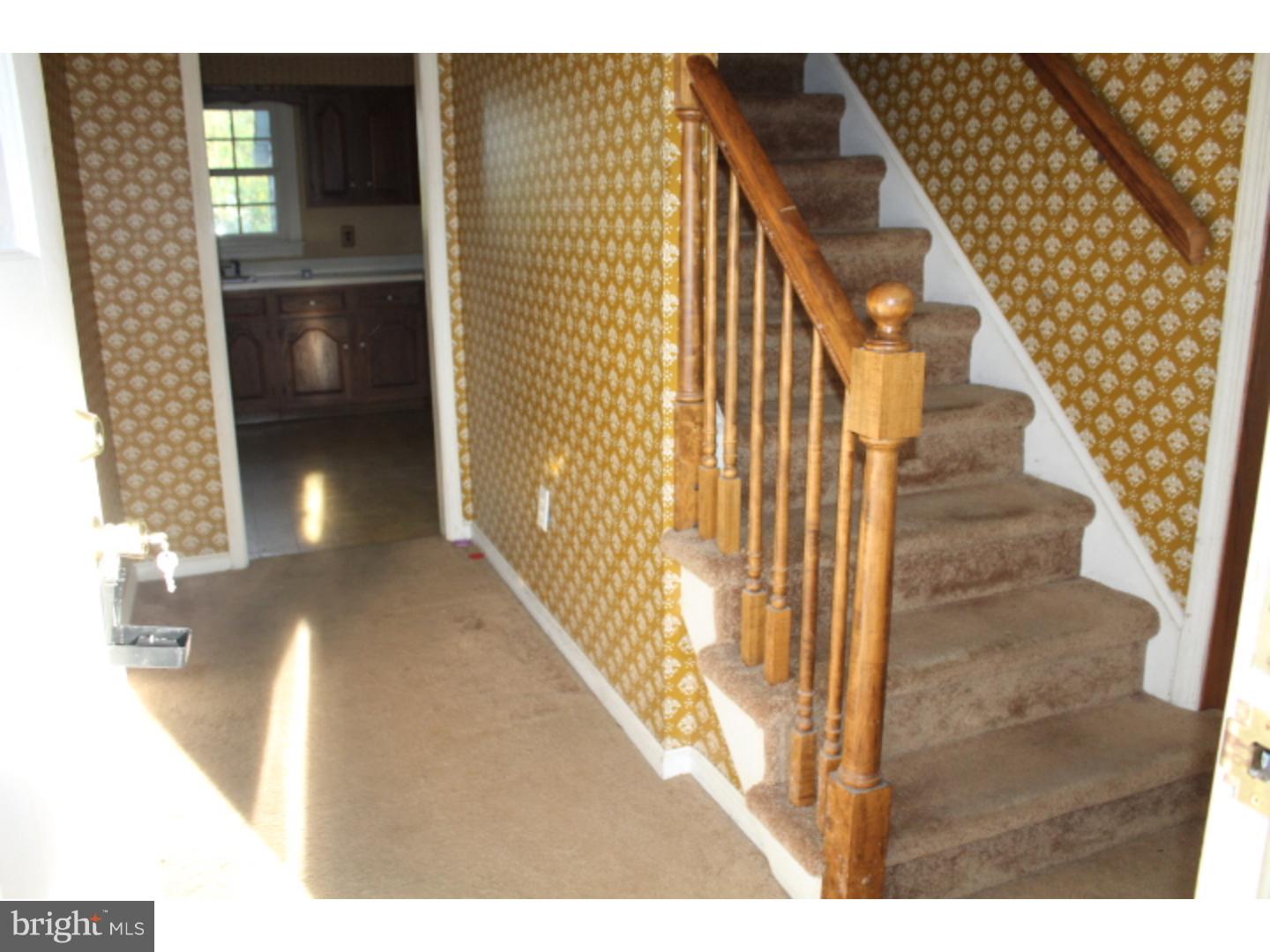 43 Overhill Road Stratford, NJ 08084 - Photo 4 of 18