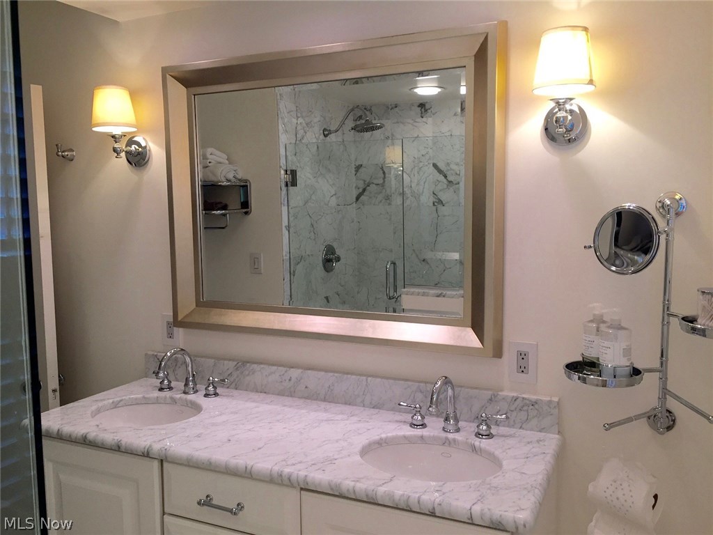 3052 Chadbourne Road Cleveland, OH 44120 - Photo 14 of 25 Gallery Image 14
