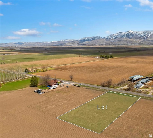 7965 North 2400 West, Unit 2 Smithfield, UT 84335 - Photo 4 of 4