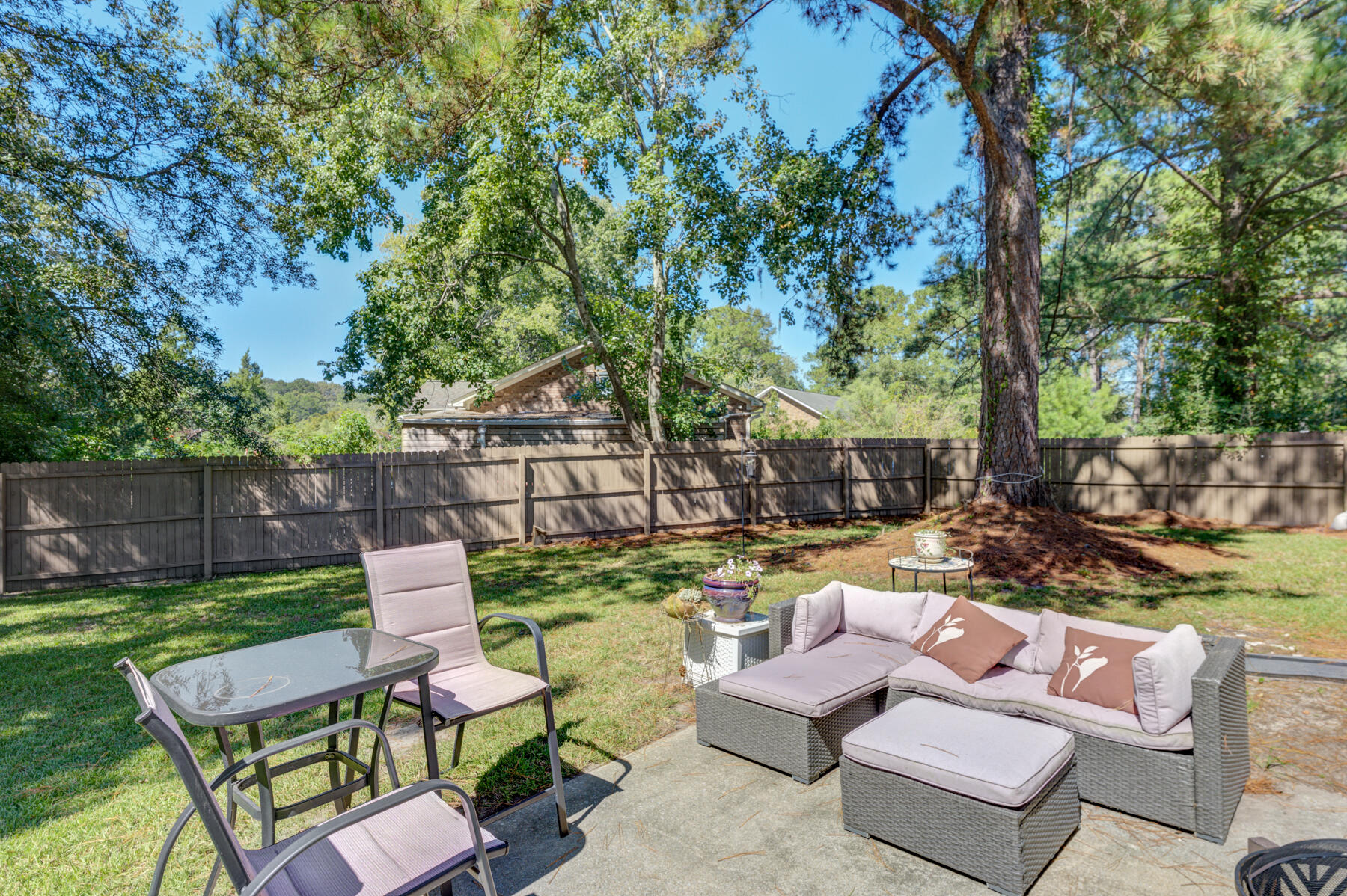 705 Banner Road Charleston, SC 29414 - Photo 32 of 36 705 Banner Dr, Charleston SC (32)