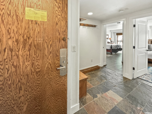 50 Shadow Ridge Road, Unit 4203 Park City, UT 84060 - Photo 18 of 25