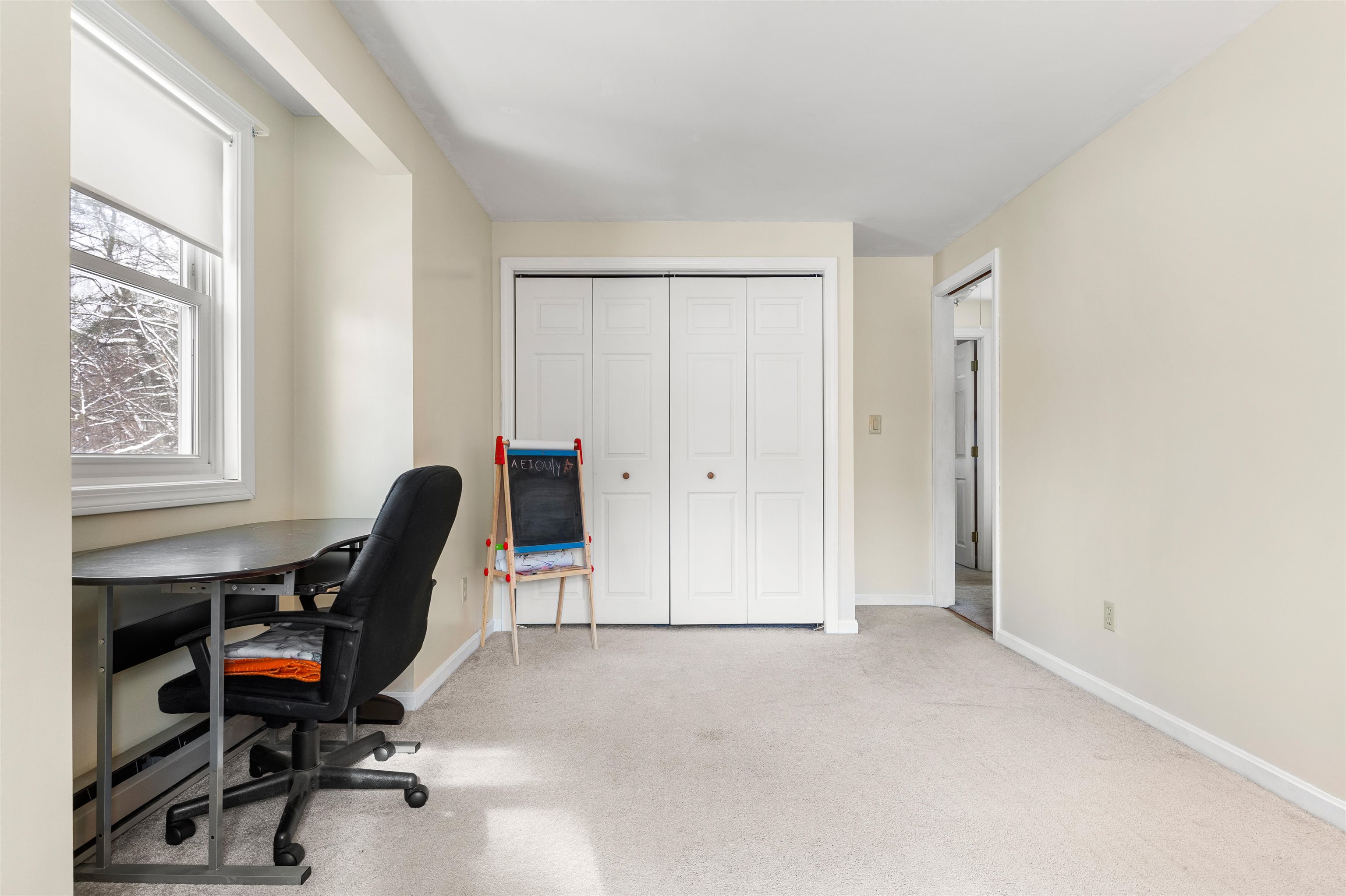 24 Shelly Drive Derry, NH 03038 - Photo 18 of 38