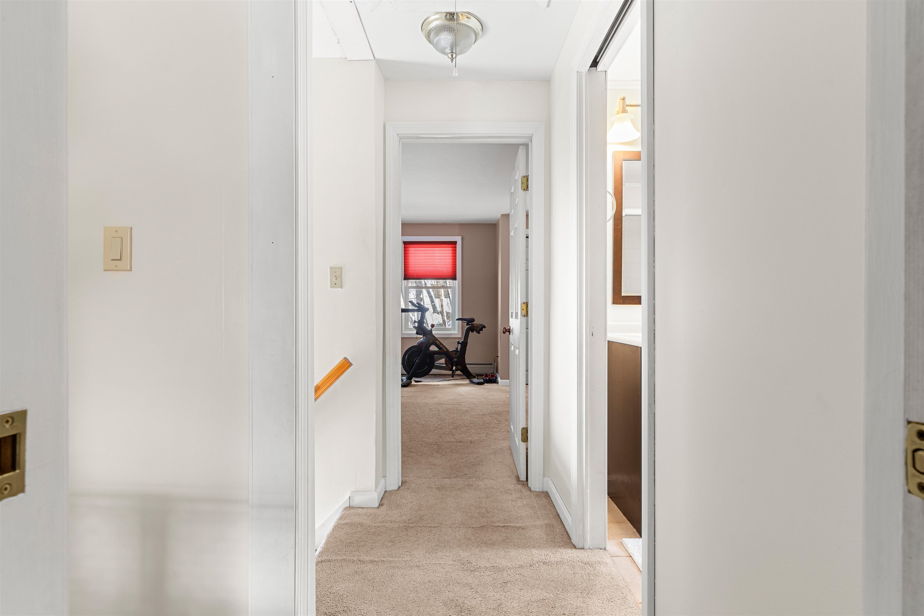 24 Shelly Drive Derry, NH 03038 - Photo 19 of 38